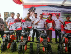 Nanang Datang, Petani Diberi Bantuan Cultivator dan Pelatihan Trichokompos