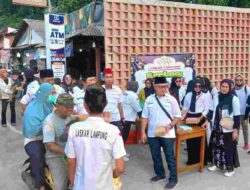 Laskar Lampung DPC Khusus Bakauheni Berbagi Takjil Gratis Pada Momen Ramadhan 1445 Hijriah 