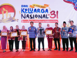 Raih Satyalancana Wira Karya, Nanang dan Winarni Dapat Apresiasi BKKBN Provinsi Lampung