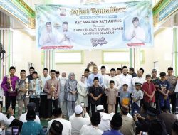 Warga Jati Agung Manfaatkan Safari Ramadan Pemkab untuk Keluhkan Jalan Rusak