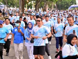Ribuan Warga Serbu Fun Run Lamsel Fest 2025, Bupati Egi dan UKP Zita Anjani Lari Bareng Bersama Peserta